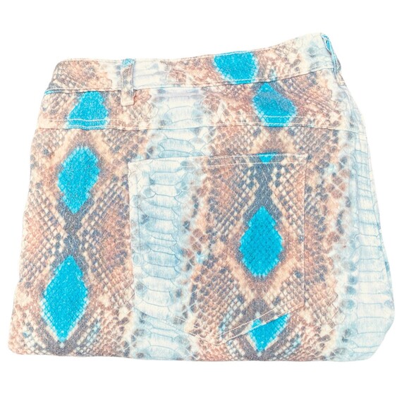 MONROE and MAIN Women's Size 18W Blue Ivory Snake Skin Printed Skinny Jeans - Picture 4 of 8